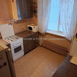 Сдам квартиру, Соборности Украины ул. , 2  ком., 52 м², косметический ремонт