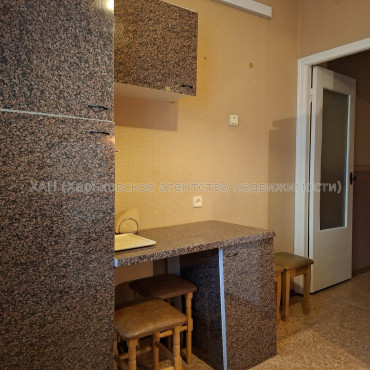 Сдам квартиру, Соборности Украины ул. , 2  ком., 52 м², косметический ремонт 