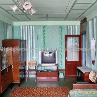 Продам квартиру, Непокоренных ул. , 2 кім., 48 м², советский ремонт 