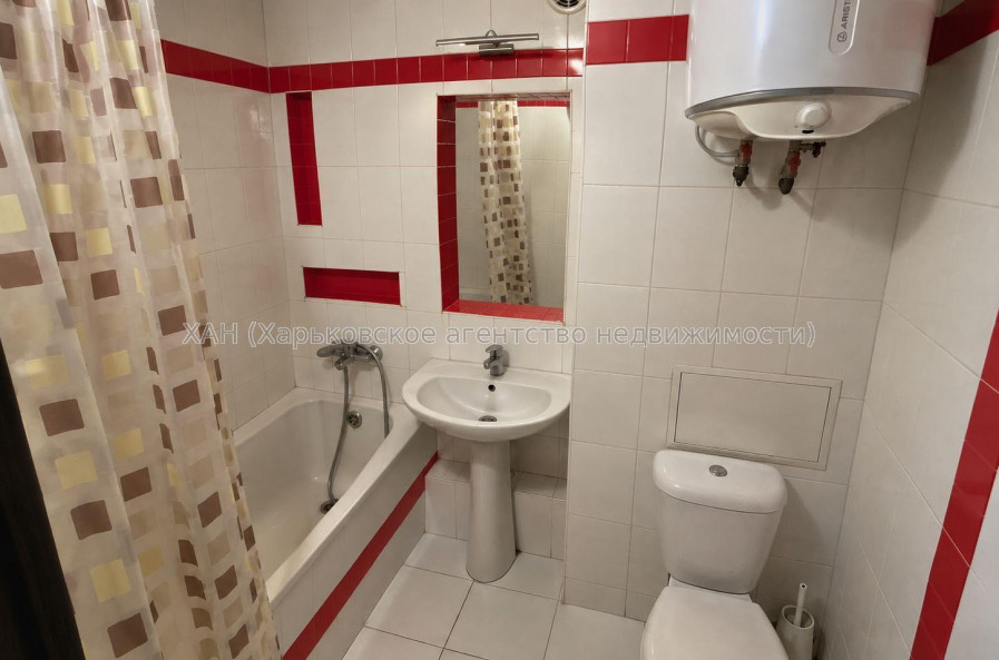 Продам квартиру, Людвига Свободы просп. , 1 кім., 37 м², евроремонт 