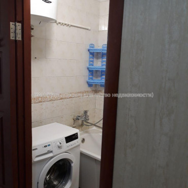 Продам квартиру, Болградская ул. , 1  ком., 30 м², косметический ремонт 