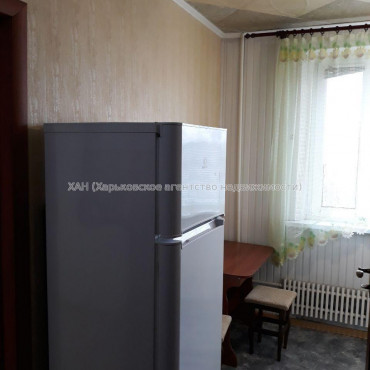 Продам квартиру, Болградская ул. , 1  ком., 30 м², косметический ремонт 