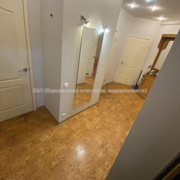 Продам квартиру, Героев Харькова просп. , 2  ком., 55 м², капитальный ремонт 