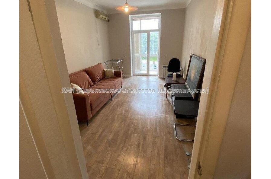 Продам квартиру, Героев Харькова просп. , 2  ком., 55 м², капитальный ремонт 