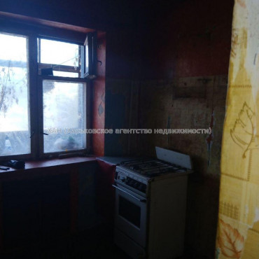 Продам квартиру, Михайлика ул. , 1  ком., 36.90 м², без ремонта 
