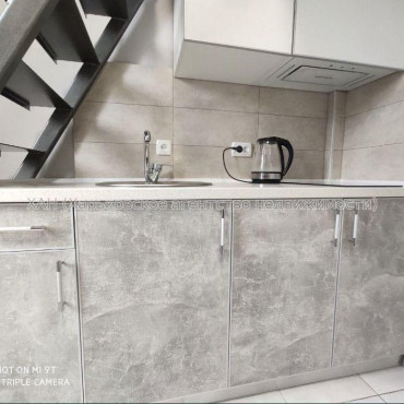 Продам квартиру, Героев Харькова просп. , 1  ком., 27 м², евроремонт 