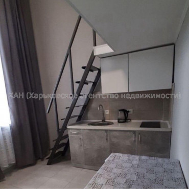 Продам квартиру, Героев Харькова просп. , 1  ком., 27 м², евроремонт 