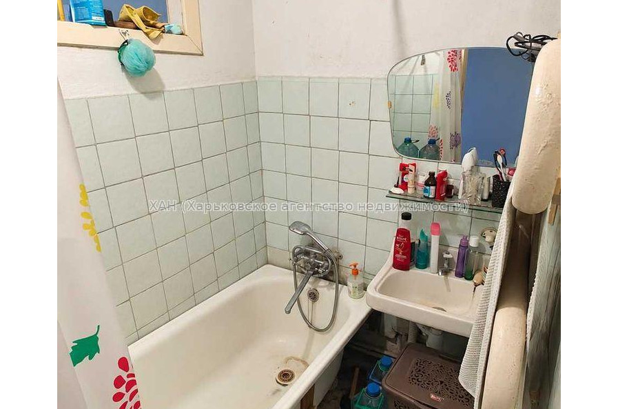 Продам квартиру, Льва Ландау просп. , 2  ком., 45 м², советский ремонт 