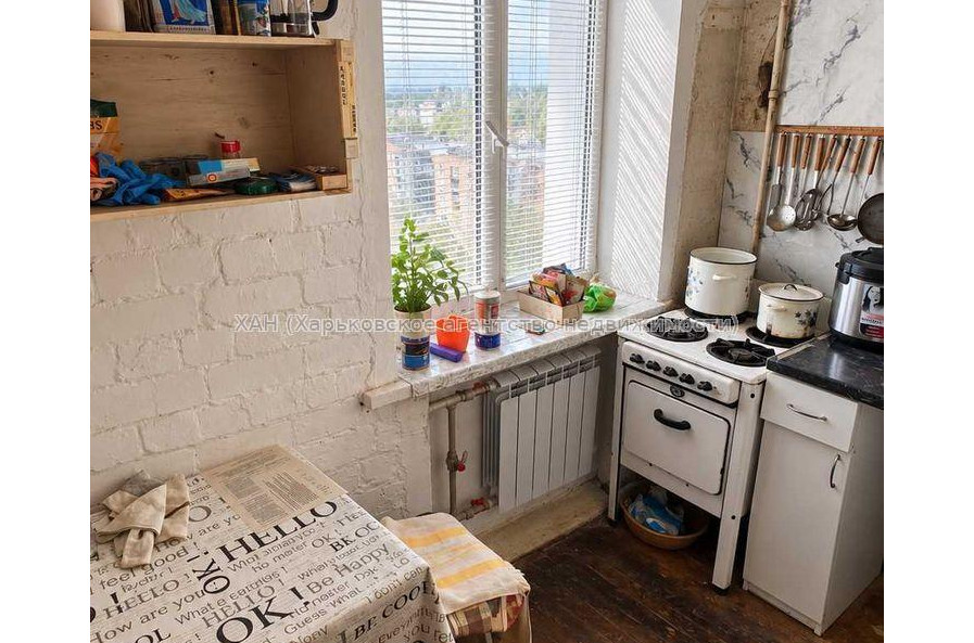Продам квартиру, Льва Ландау просп. , 2  ком., 45 м², советский ремонт 