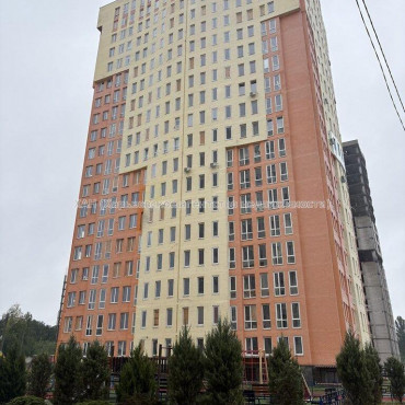 Продам квартиру, Гвардейцев Широнинцев ул. , 1  ком., 44 м², без внутренних работ 