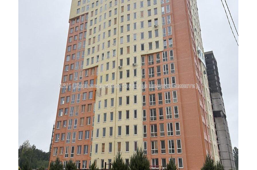 Продам квартиру, Гвардейцев Широнинцев ул. , 1  ком., 44 м², без внутренних работ 