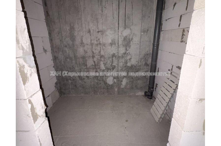 Продам квартиру, Гвардейцев Широнинцев ул. , 1  ком., 44 м², без внутренних работ 