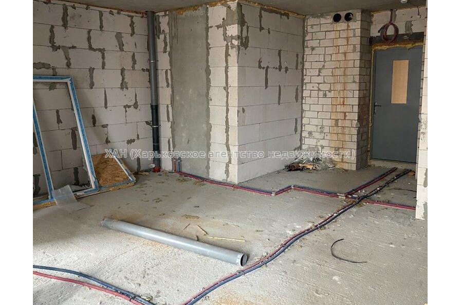 Продам квартиру, Гвардейцев Широнинцев ул. , 1  ком., 44 м², без внутренних работ 