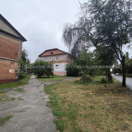 Продам квартиру, Филиппова ул. , 62 , 1  ком., 25.60 м², без ремонта