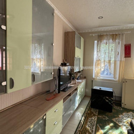 Продам дом, Новомирная ул. , 75 м², 1.92 сот., капитальный ремонт