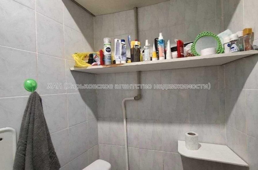 Продам квартиру, Льва Ландау просп. , 1 кім., 30 м², частичный ремонт 