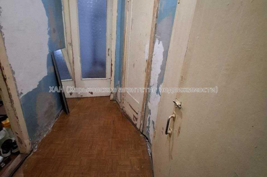 Продам квартиру, Льва Ландау просп. , 1 кім., 30 м², частичный ремонт 