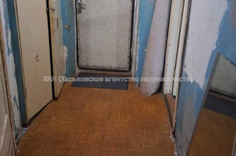Продам квартиру, Льва Ландау просп. , 1 кім., 30 м², частичный ремонт 