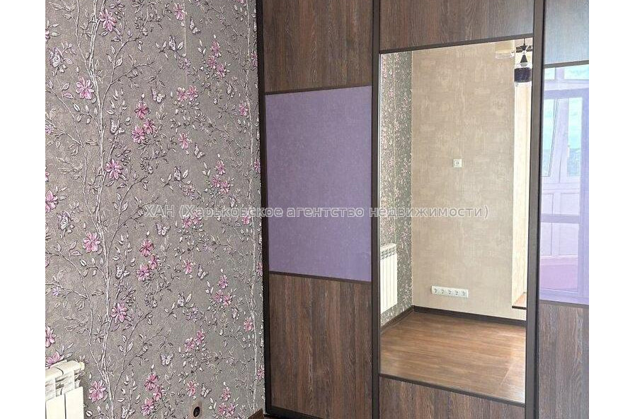 Продам квартиру, Текстильная ул. , 2  ком., 32.20 м², капитальный ремонт 