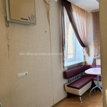 Продам квартиру, Текстильная ул. , 2  ком., 32.20 м², капитальный ремонт 