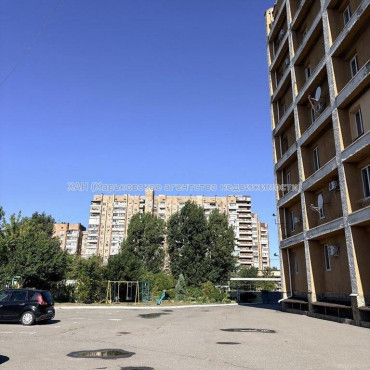 Продам квартиру, Текстильная ул. , 2  ком., 32.20 м², капитальный ремонт 