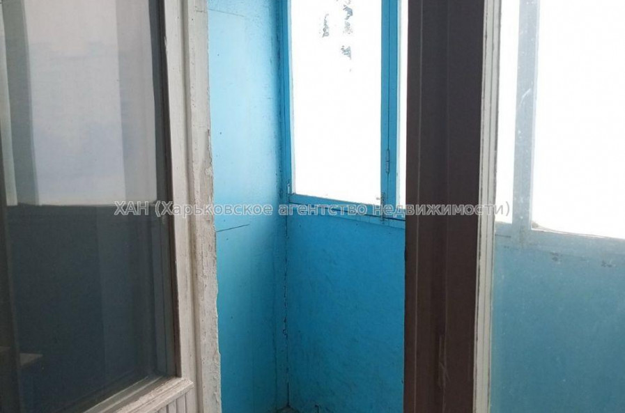 Продам квартиру, Непокоренных ул. , 1 кім., 32 м², советский ремонт 