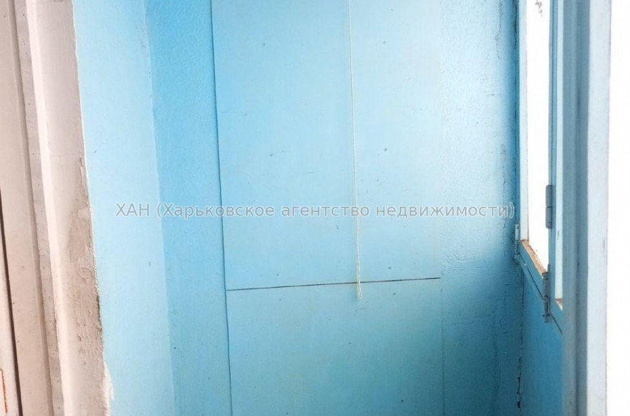 Продам квартиру, Непокоренных ул. , 1 кім., 32 м², советский ремонт 