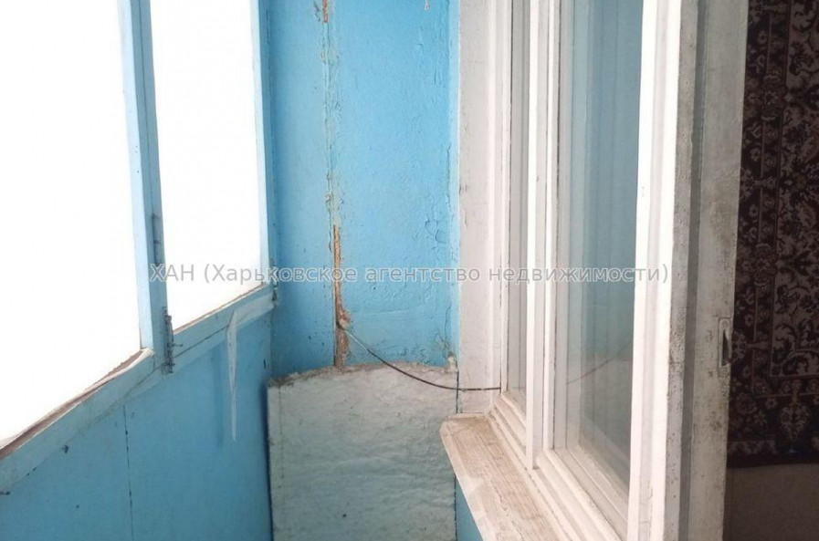 Продам квартиру, Непокоренных ул. , 1 кім., 32 м², советский ремонт 