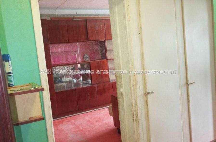 Продам квартиру, Непокоренных ул. , 1 кім., 32 м², советский ремонт 