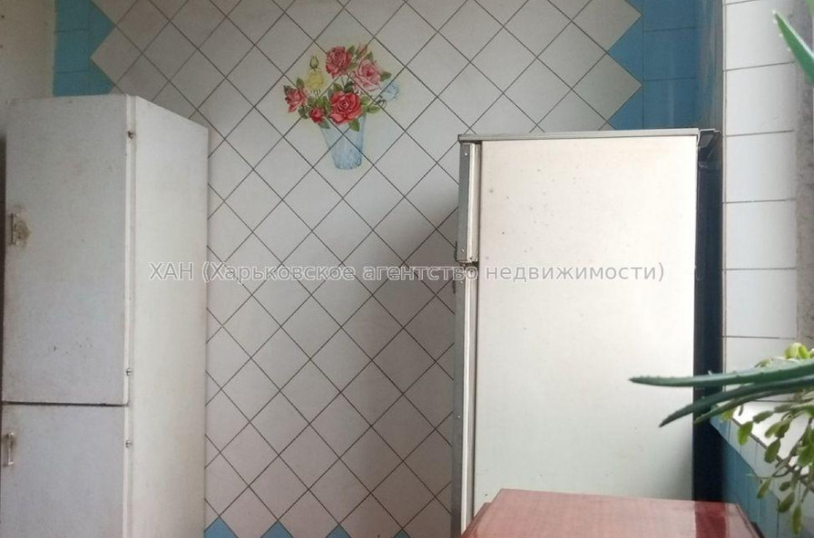 Продам квартиру, Непокоренных ул. , 1 кім., 32 м², советский ремонт 