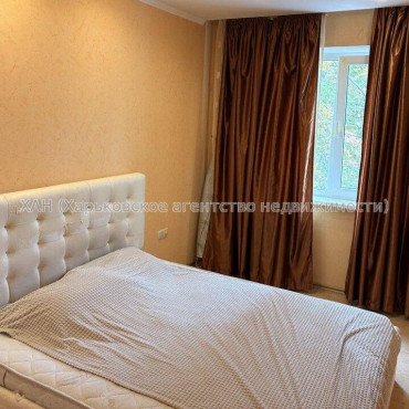 Продам квартиру, Каденюка ул. , 3  ком., 59.20 м², капитальный ремонт 