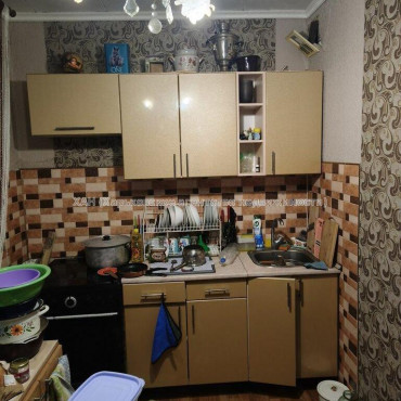 Продам квартиру, Людвига Свободы просп. , 3  ком., 70.40 м², косметический ремонт 