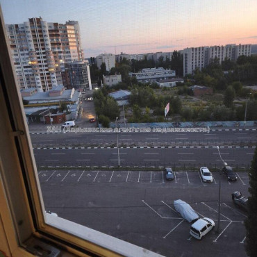 Продам квартиру, Людвига Свободы просп. , 3  ком., 70.40 м², косметический ремонт 