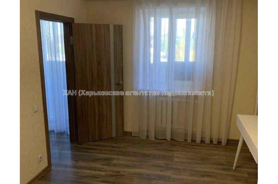 Продам квартиру, Науки просп. , 2  ком., 52.50 м², капитальный ремонт 