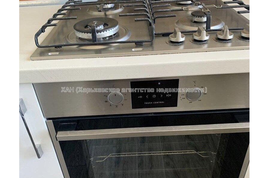 Продам квартиру, Науки просп. , 2  ком., 52.50 м², капитальный ремонт 