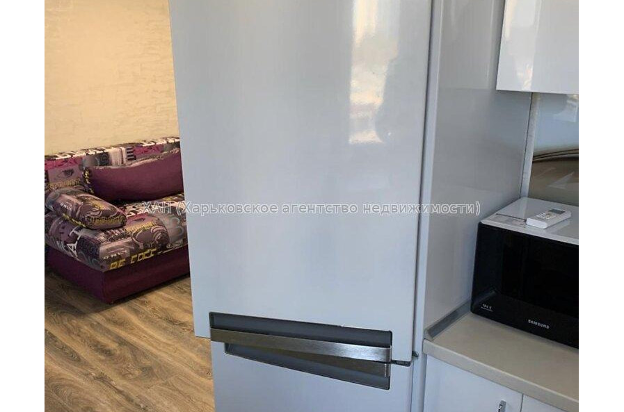 Продам квартиру, Науки просп. , 2  ком., 52.50 м², капитальный ремонт 