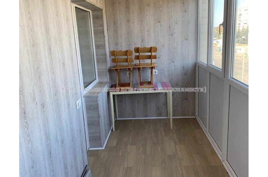 Продам квартиру, Науки просп. , 2  ком., 52.50 м², капитальный ремонт 