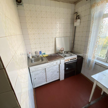 Продам квартиру, Холодногорская ул. , 3  ком., 70 м², советский ремонт 