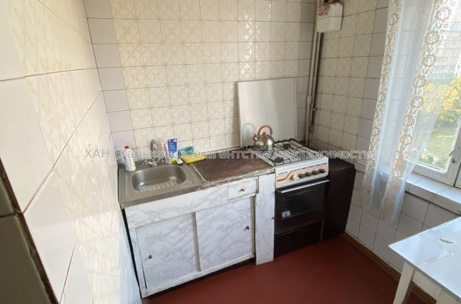 Продам квартиру, Холодногорская ул. , 3  ком., 70 м², советский ремонт 