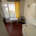Продам квартиру, Холодногорская ул. , 3  ком., 70 м², советский ремонт 