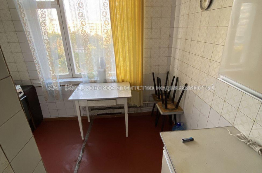 Продам квартиру, Холодногорская ул. , 3  ком., 70 м², советский ремонт 