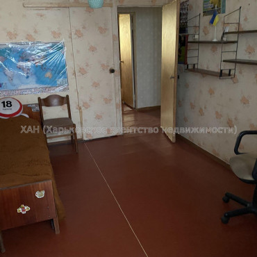 Продам квартиру, Холодногорская ул. , 3  ком., 70 м², советский ремонт 