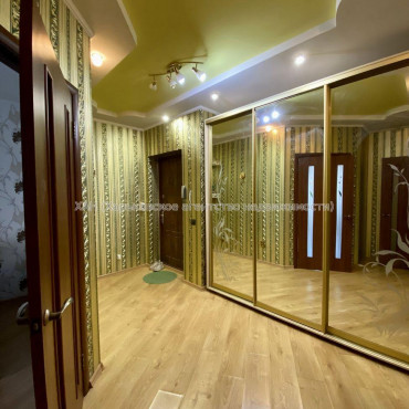 Продам квартиру, 1 кім., 54 м², авторский дизайн 