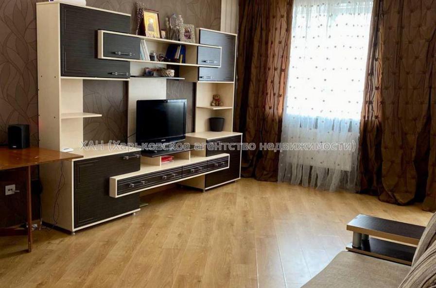 Продам квартиру, 1 кім., 54 м², авторский дизайн 