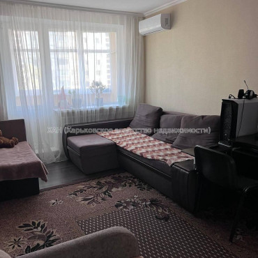 Продам квартиру, Зубарева Александра ул. , 1  ком., 33 м², косметический ремонт 