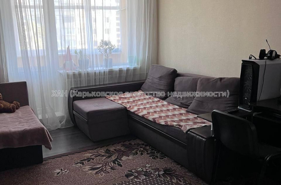 Продам квартиру, Зубарева Александра ул. , 1  ком., 33 м², косметический ремонт 