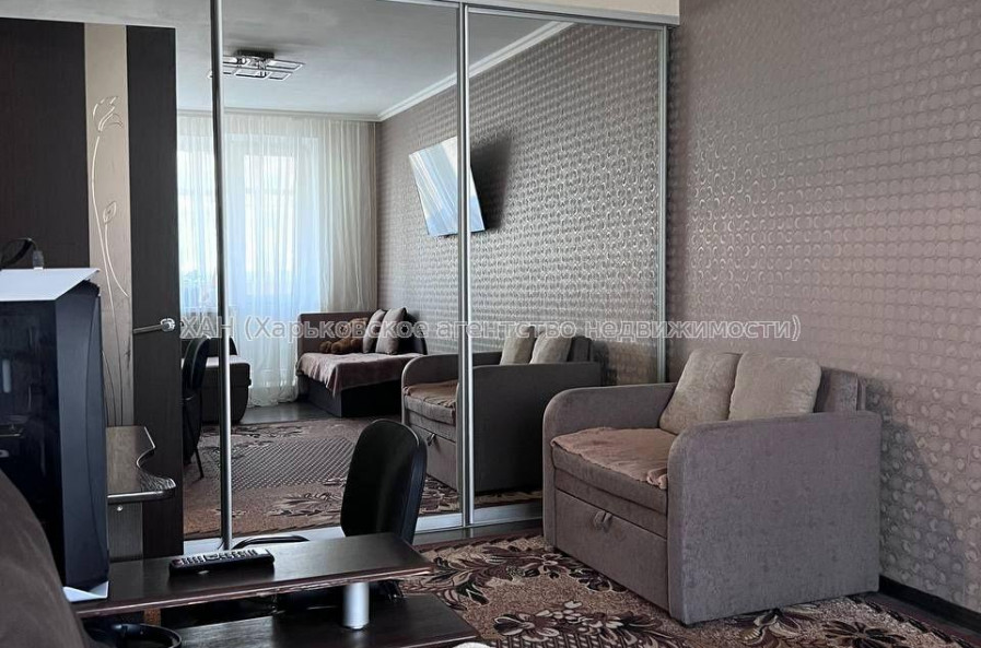 Продам квартиру, Зубарева Александра ул. , 1  ком., 33 м², косметический ремонт 