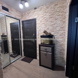 Продам квартиру, Зубарева Александра ул. , 1  ком., 33 м², косметический ремонт