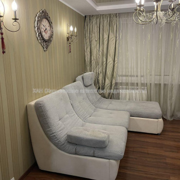 Продам квартиру, 3  ком., 66 м², советский ремонт 