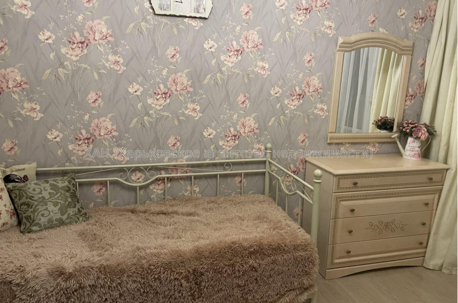Продам квартиру, 3  ком., 66 м², советский ремонт 